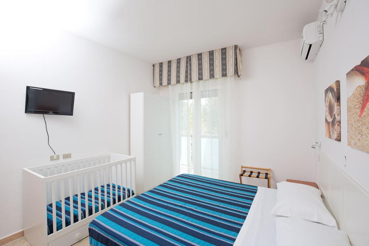 Hotel Helios 리치오네 외부 사진