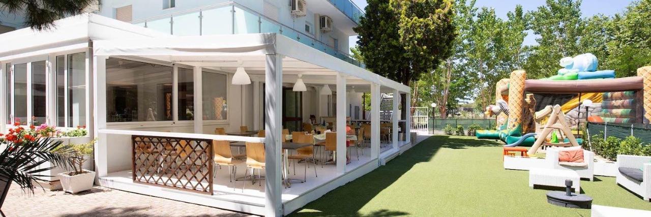 Hotel Helios 리치오네 외부 사진